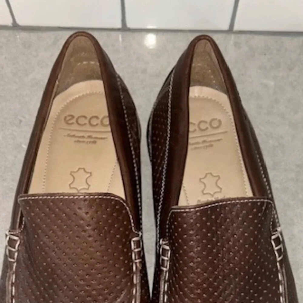 Ecco Men's Brown Genuine Leather Perforated Loafers Sz 11 Excellent